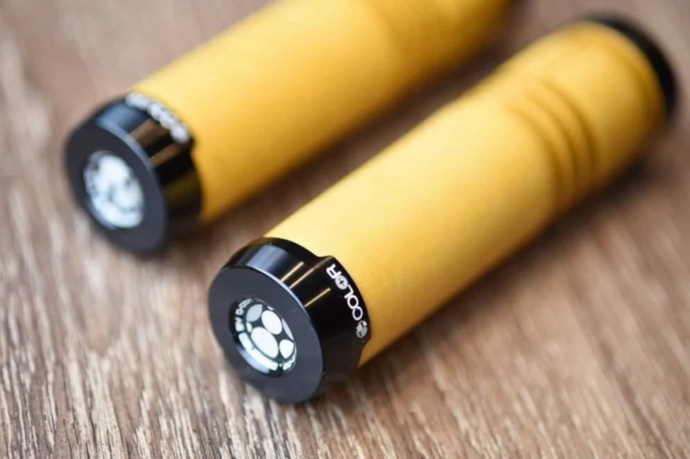 ColorPlus Leather Grips