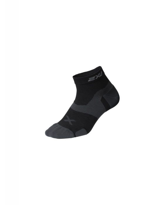 2XU Vectr Ultralight Crew Socks