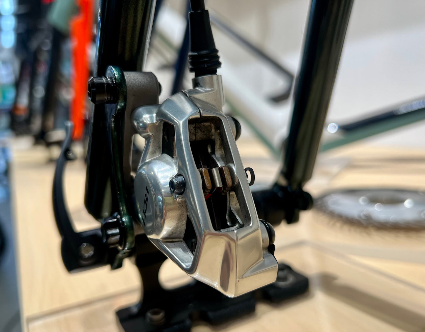 IS to Flat Mount Disc Brake Adapter