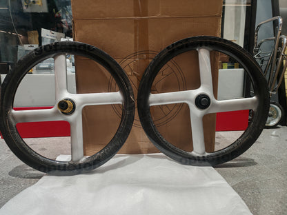 Gofondo Carbon Wheel Four