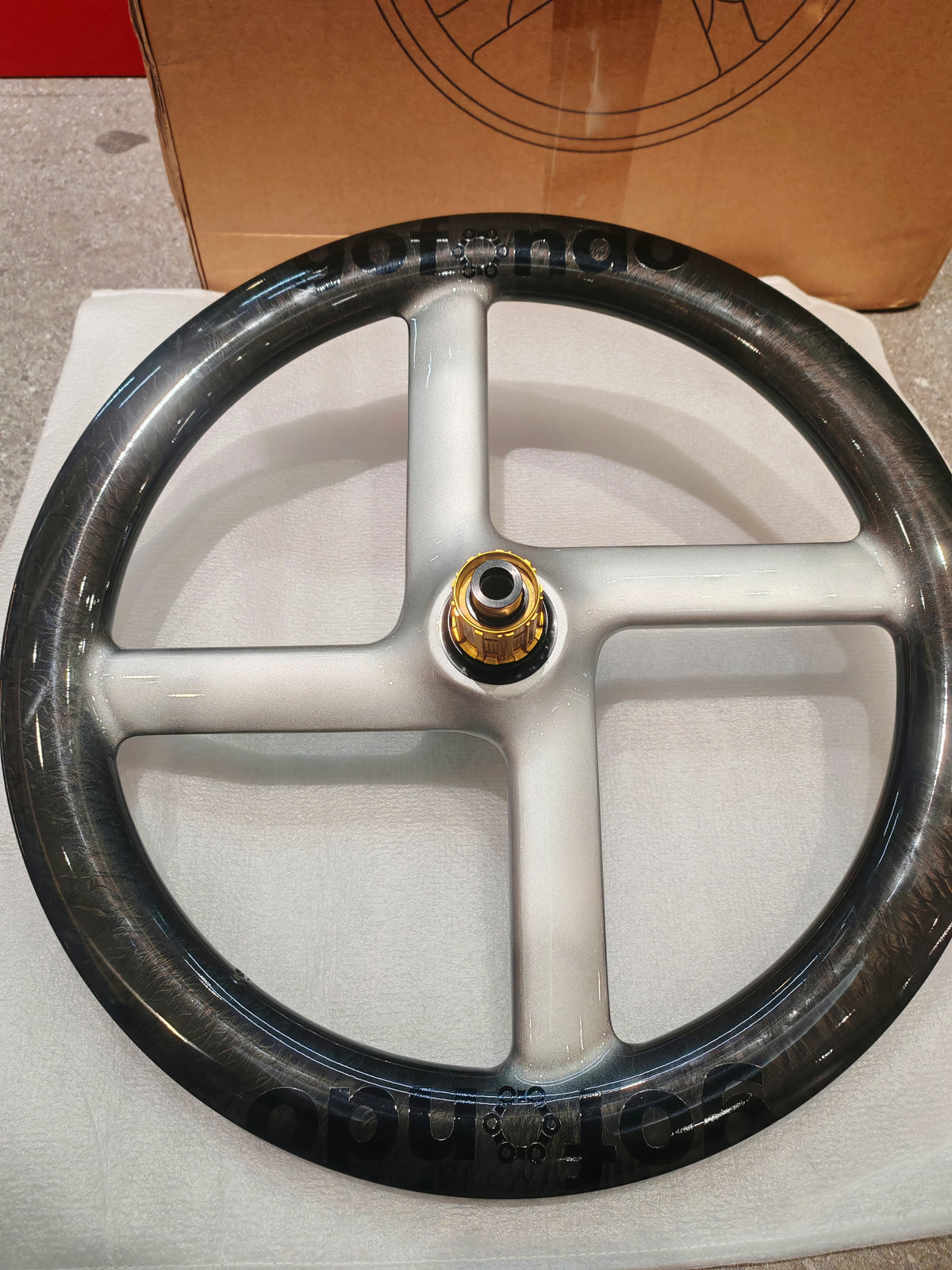 Gofondo Carbon Wheel Four